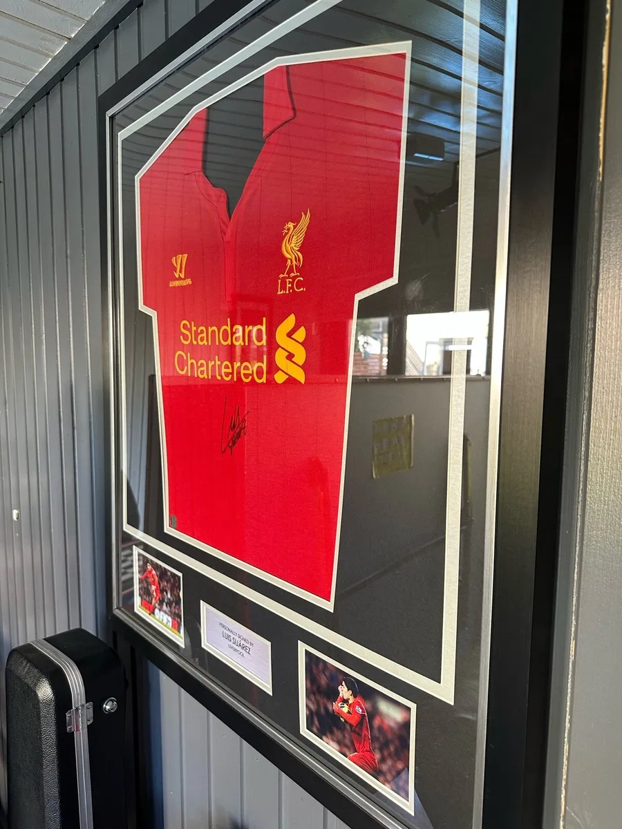 Liverpool signed jerseys - Image 4