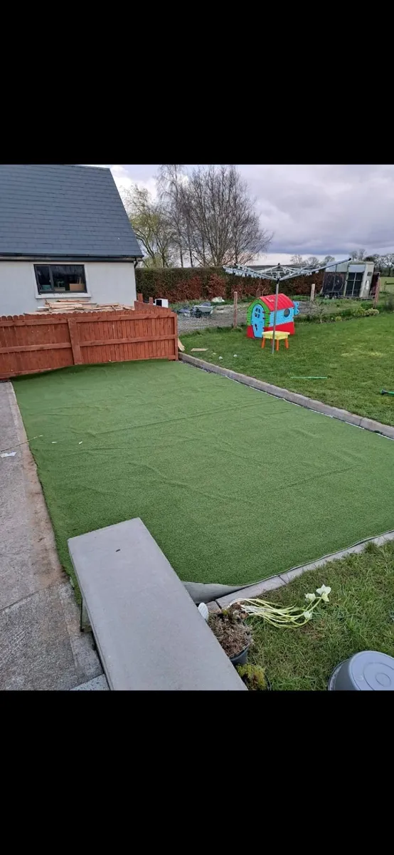 Astro turf / play area - Image 4