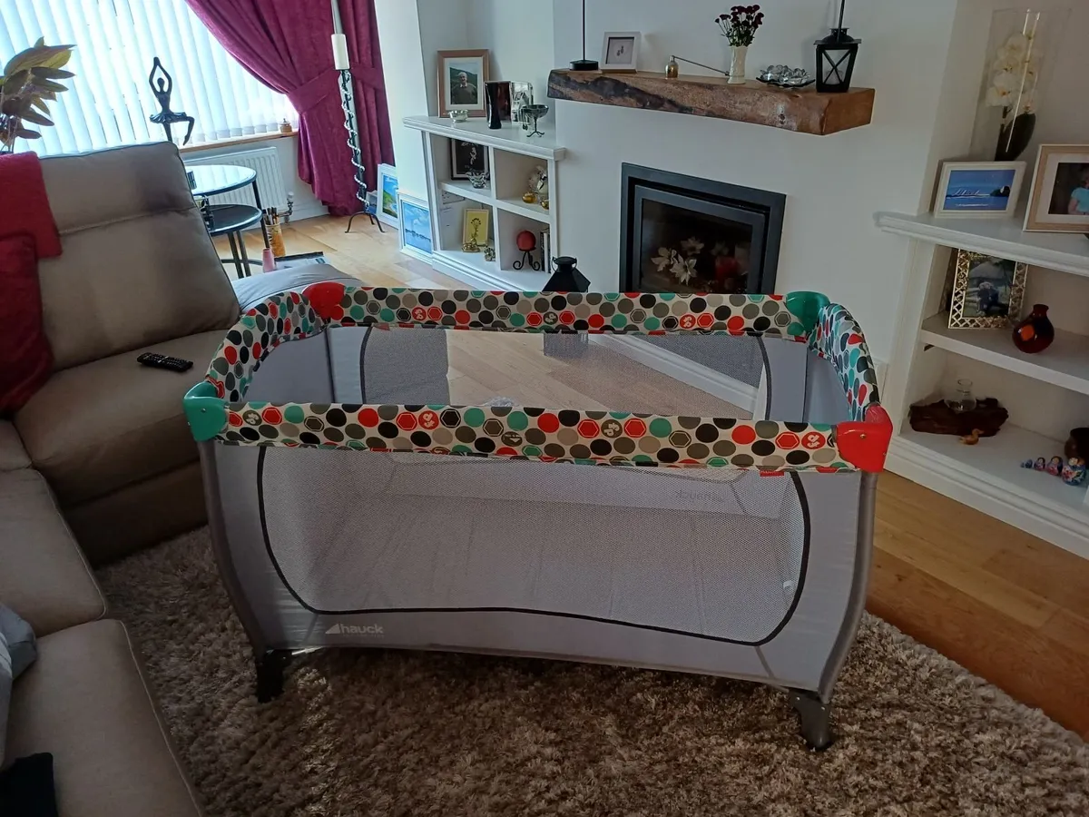 Travel Cot - Image 2