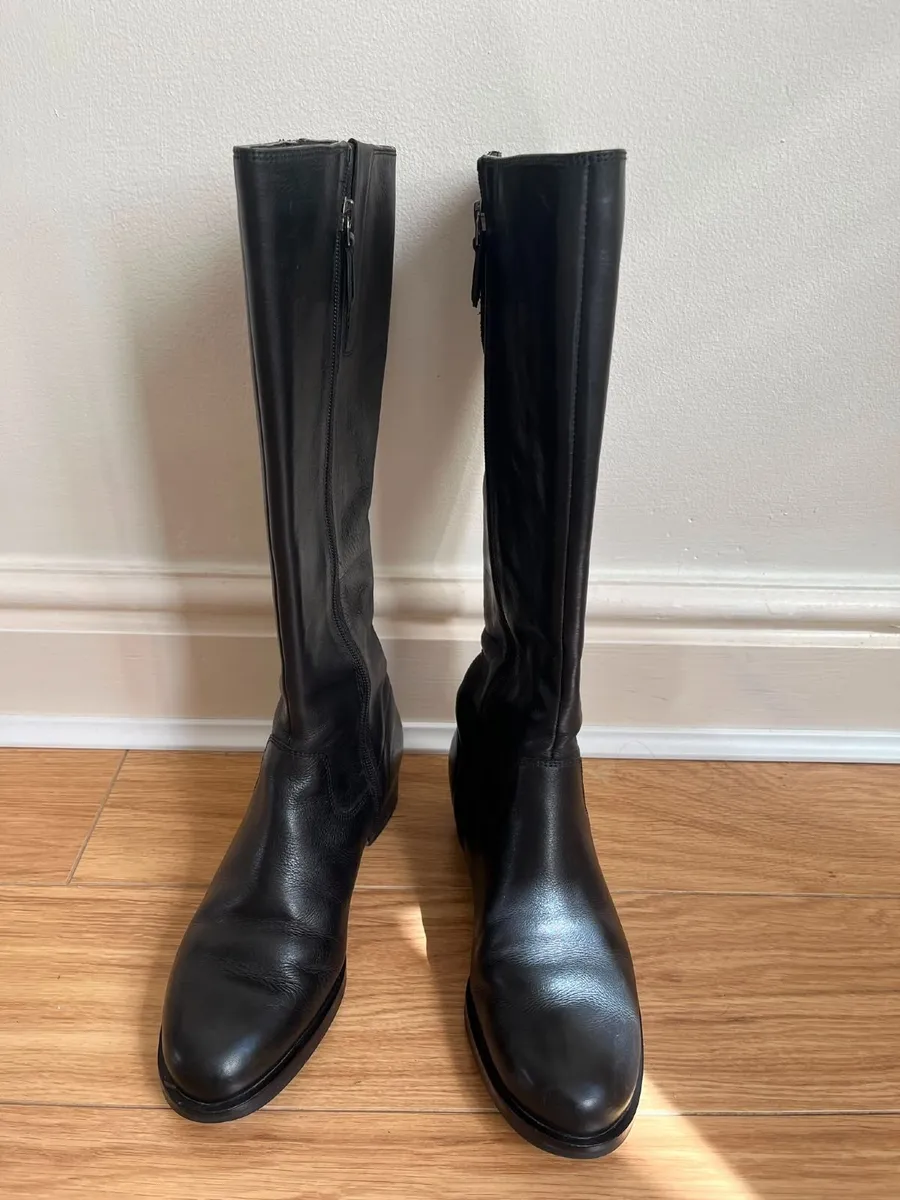 Ecco Knee high boots adjustable width - Image 1