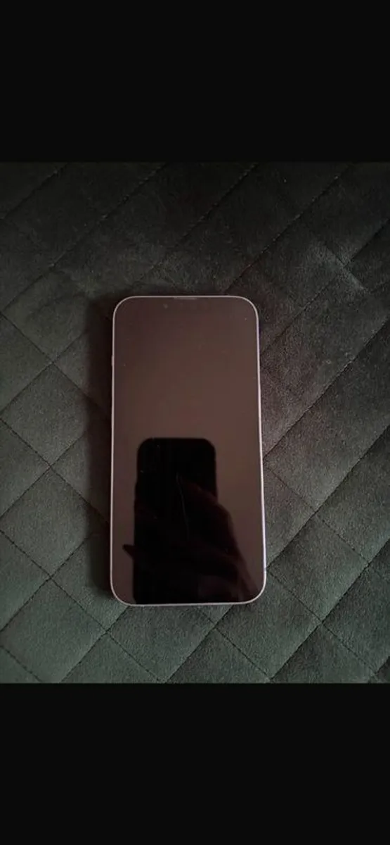 iPhone 14 - Image 4