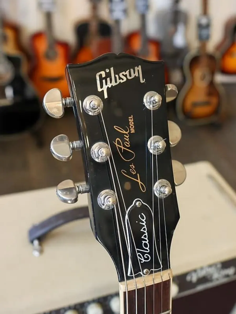 Gibson USA Les Paul Classic with Gibson Case - Image 4