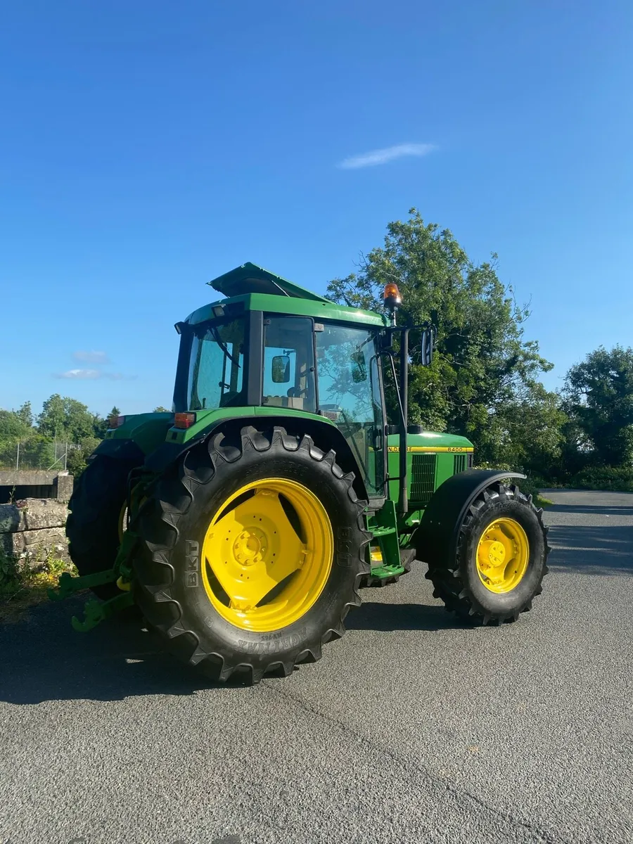 John Deere 6400 - Image 3