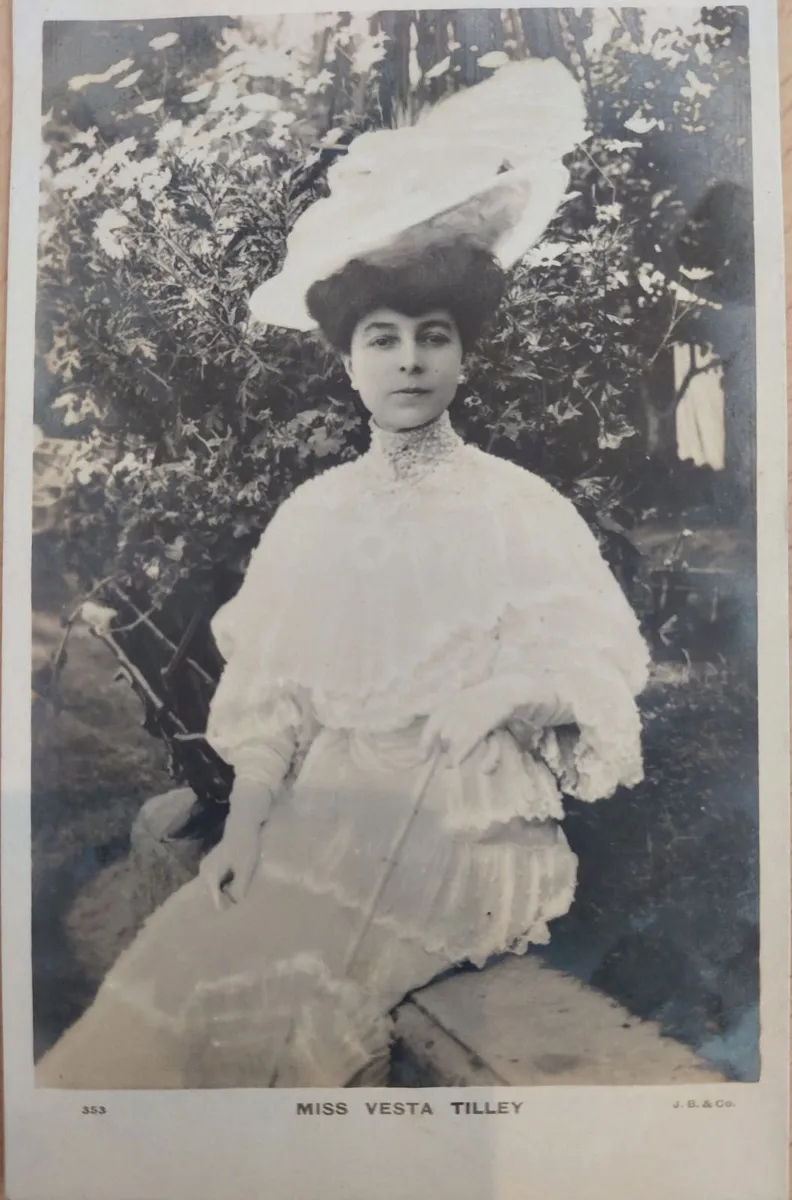 Set of 70 Antique early 1900s postcards - Image 4