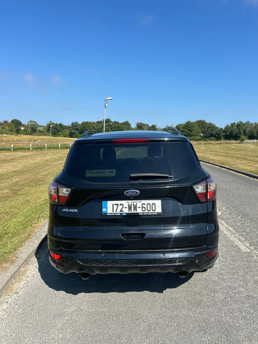 Ford Kuga CrewCab 2017 TAX/DOE 04/27 - Image 4