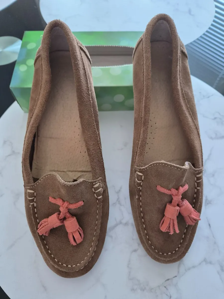 Womens shoes  Leather   Carl Scarpa - Image 1