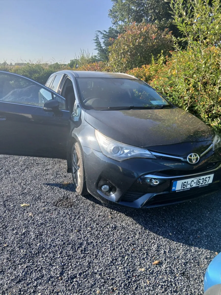 Toyota Avensis Estate 2016 diesel - Image 1