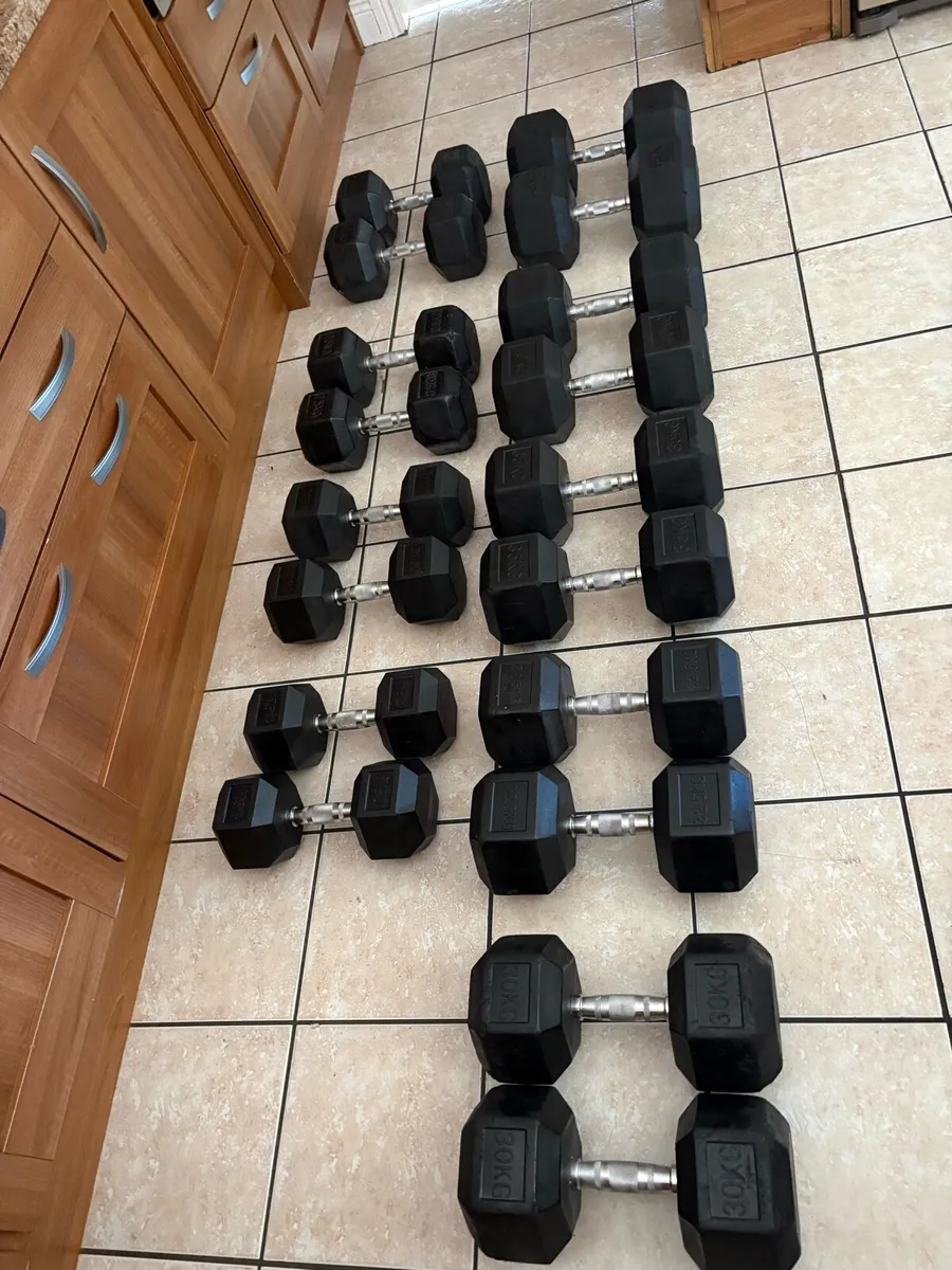 COMMERCIAL 540KG HEX DUMBBELLS -1/2 COST NEW! - Image 3