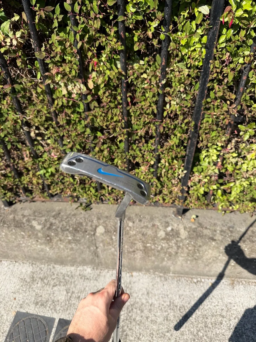 Various Golf Clubs - Image 1