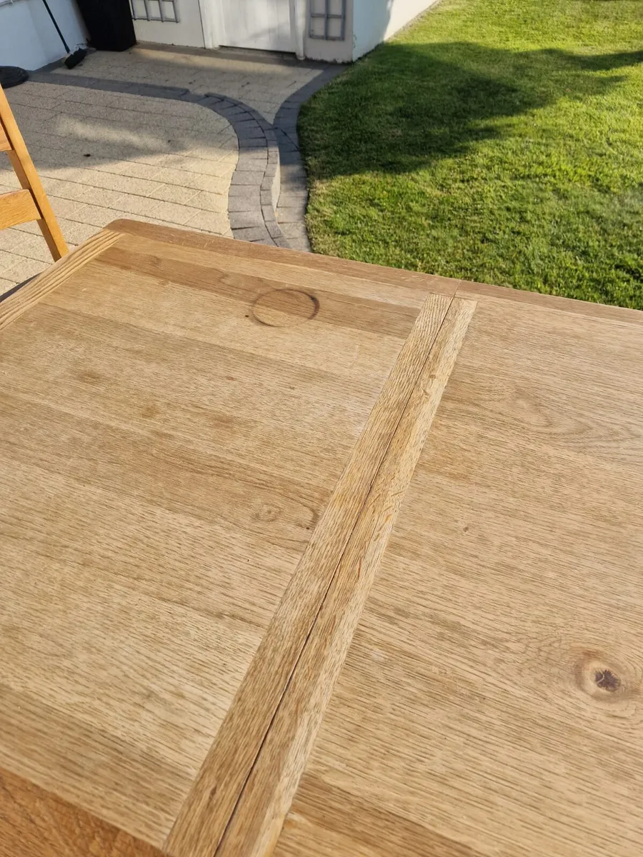 Kitchen Table and 4 Chairs - Image 4