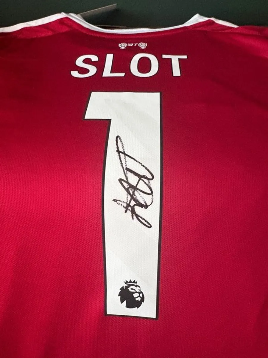 Arne Slot signed Liverpool jersey - Image 3