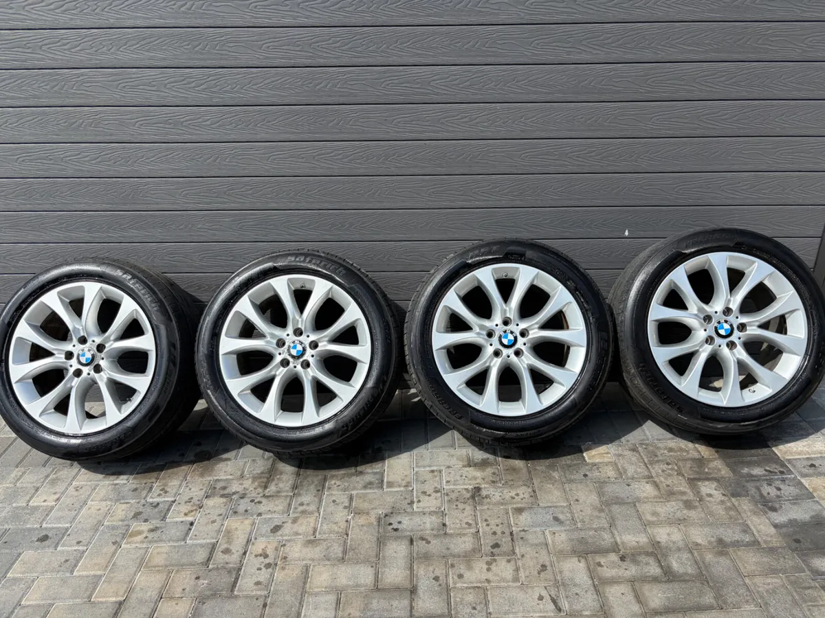 19” GENUINE BMW X5 F15 ALLOY WHEELS & TYRES - Image 2