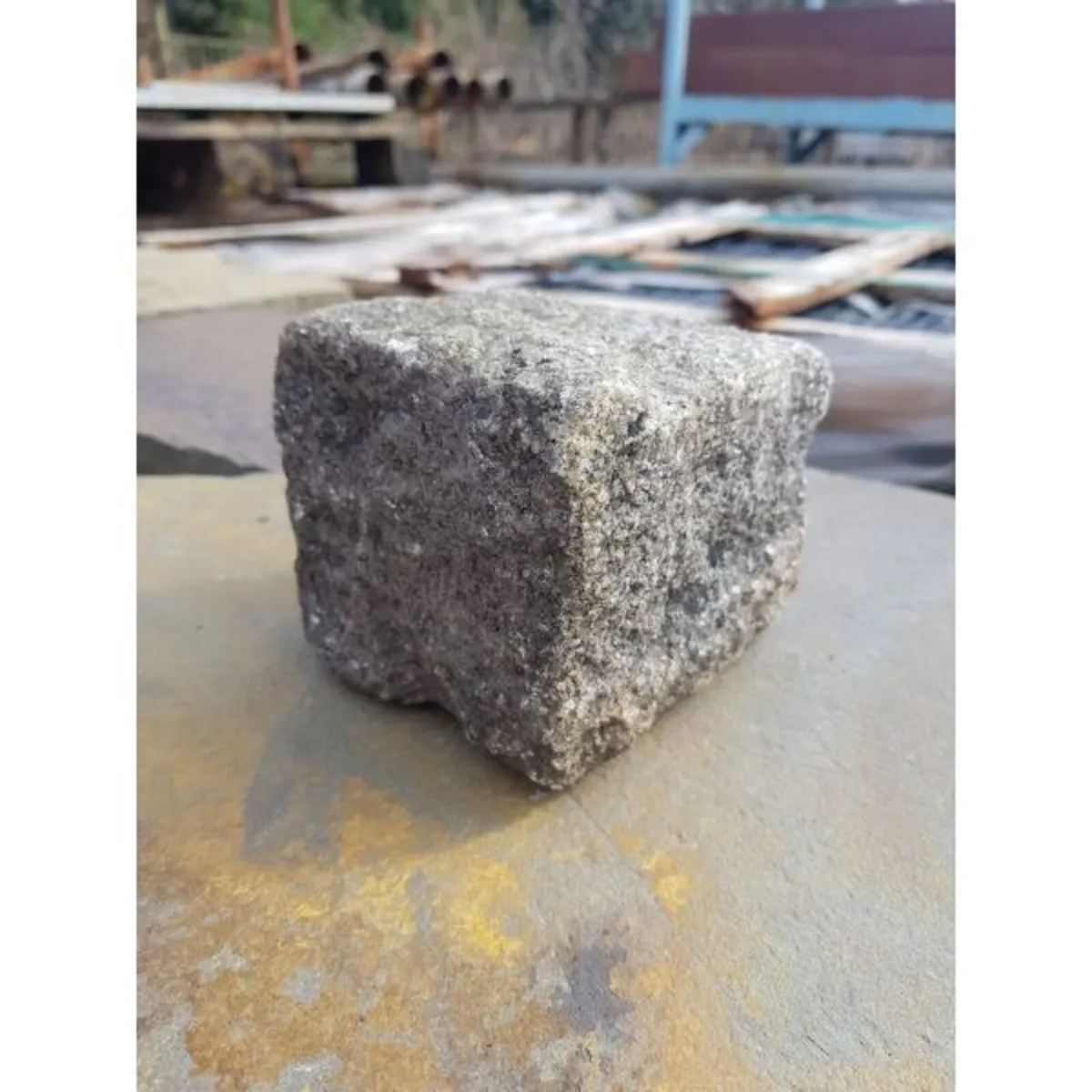 Reclaimed Cobblestone – Granite - Image 1