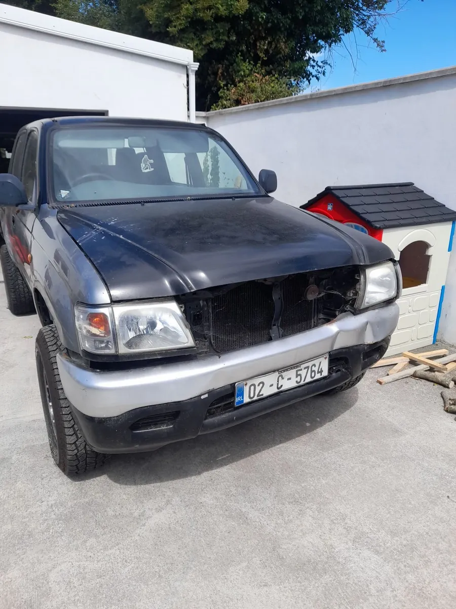 Toyota Hilux for parts - Image 1