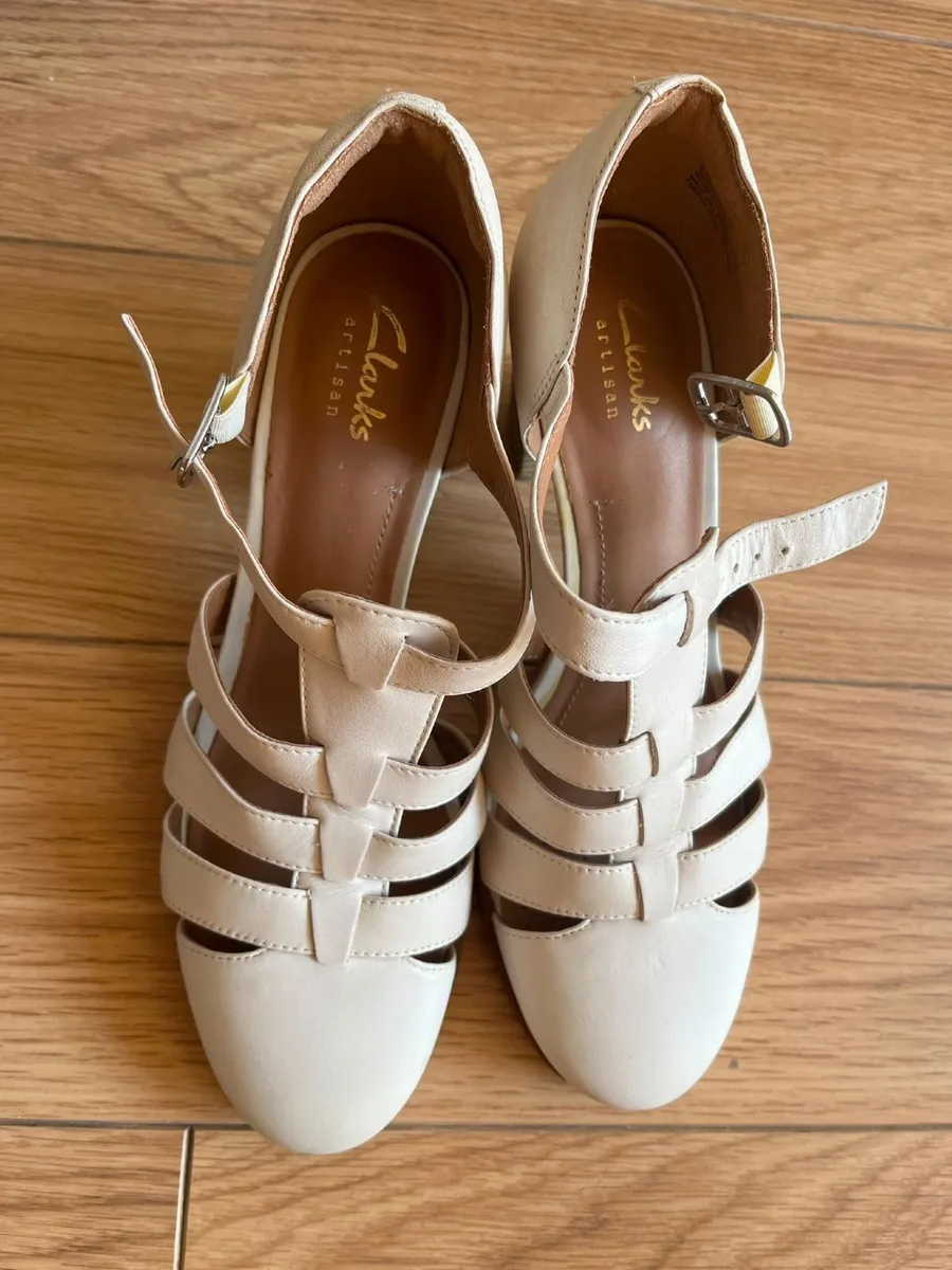 Heeled sandals - Image 1