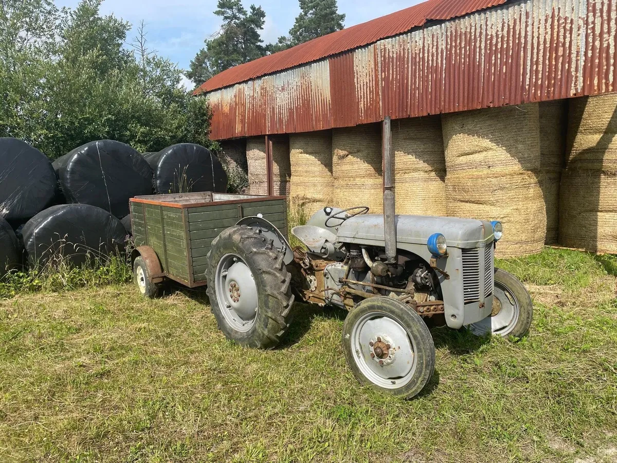 Massey Ferguson tractor - Image 1