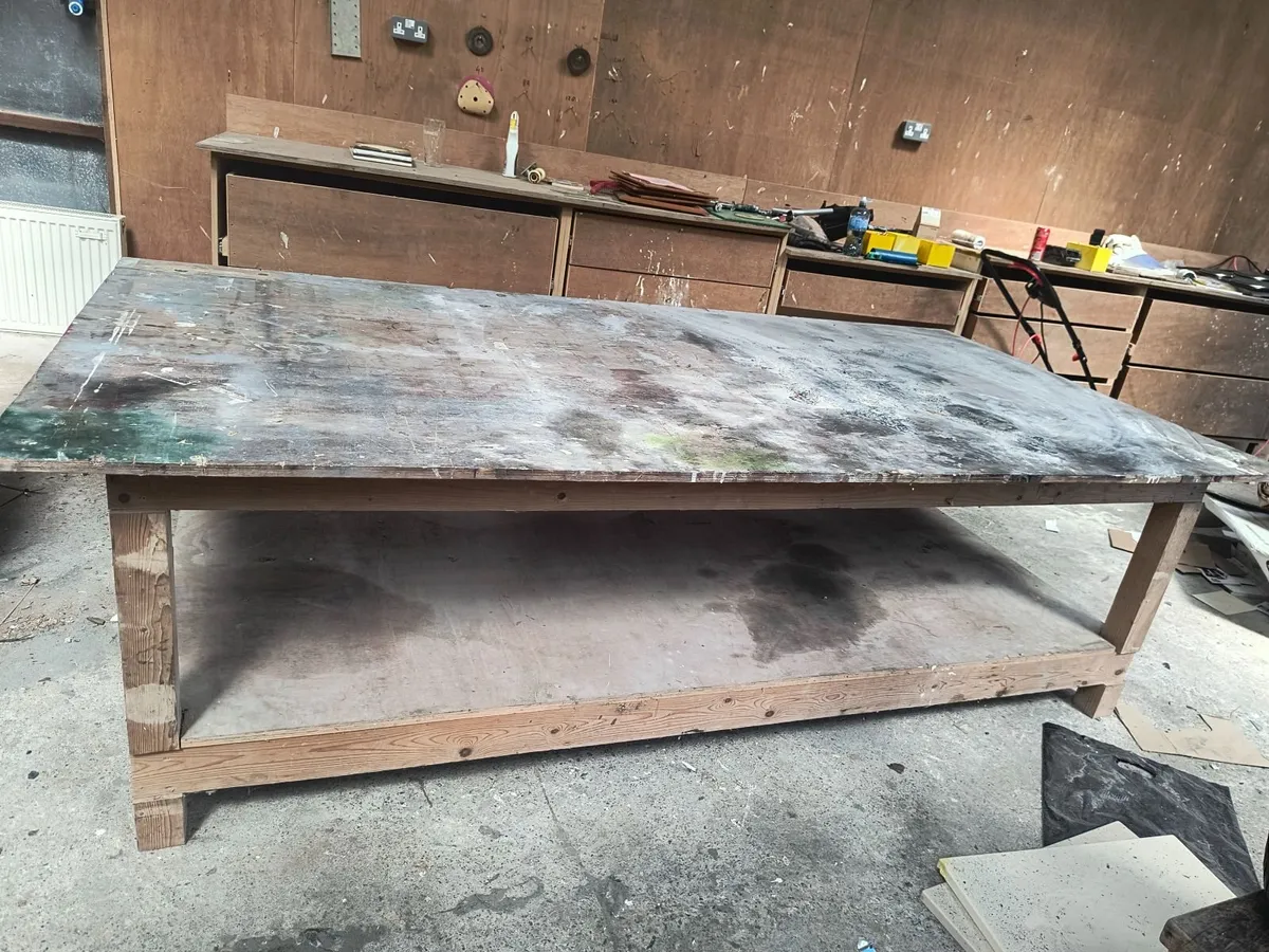 Work bench - Image 2