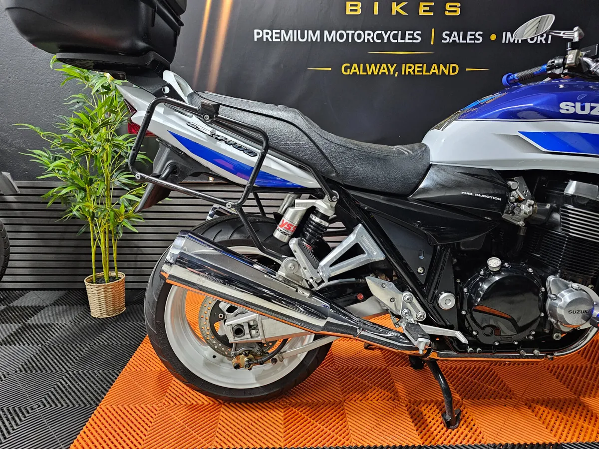 Suzuki GSX 1400 - Image 3