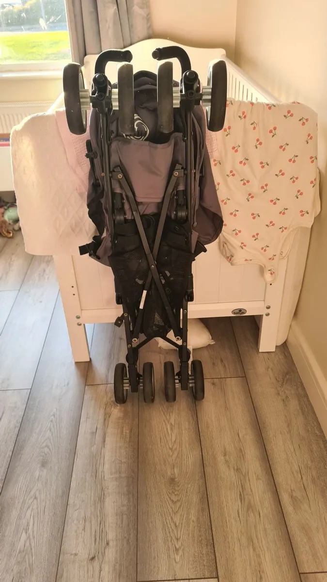 foldable Cygnet stroller / buggy - Image 2