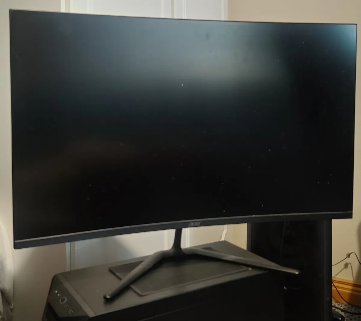 Curved Monitor - 27" 165hz 1080p - Image 1