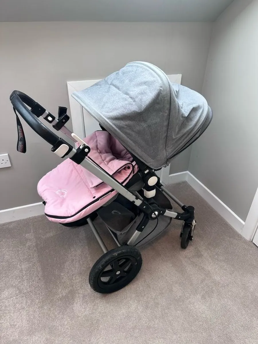 Bugaboo Chameleon 3 (with accessories!) - Image 1