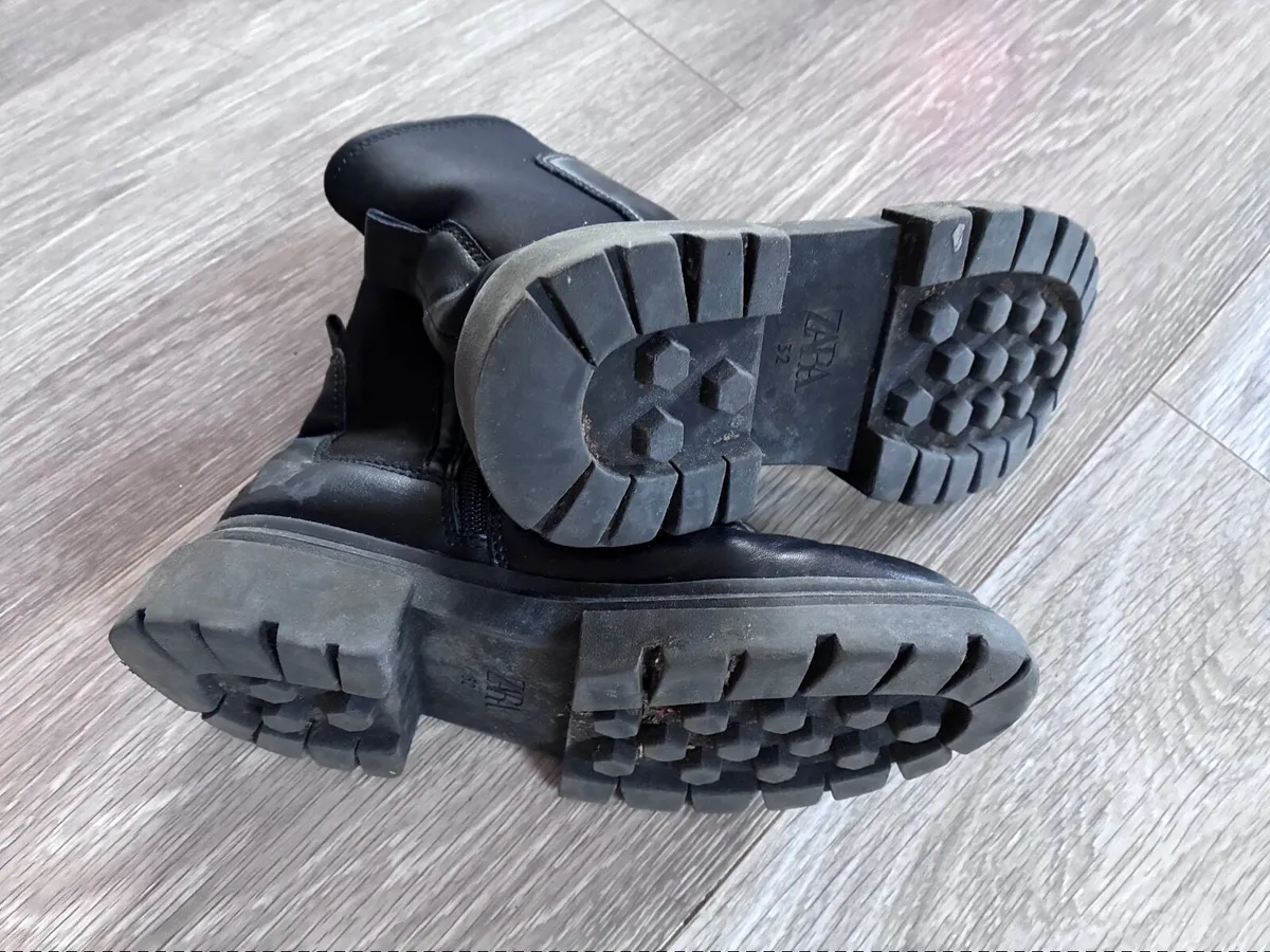 Kids Zara boots size 32 - Image 3