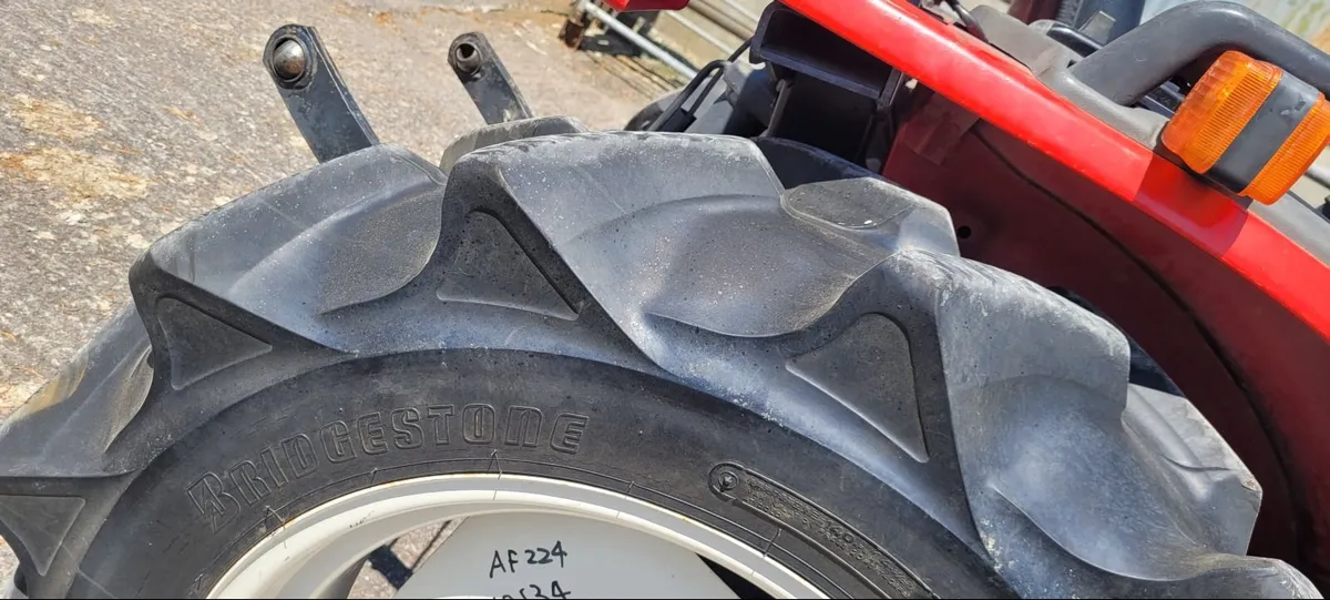 YANMAR HST AF224 COMPACT TRACTOR 549HRS - Image 3