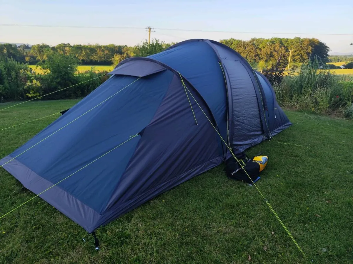 Tent - Image 2