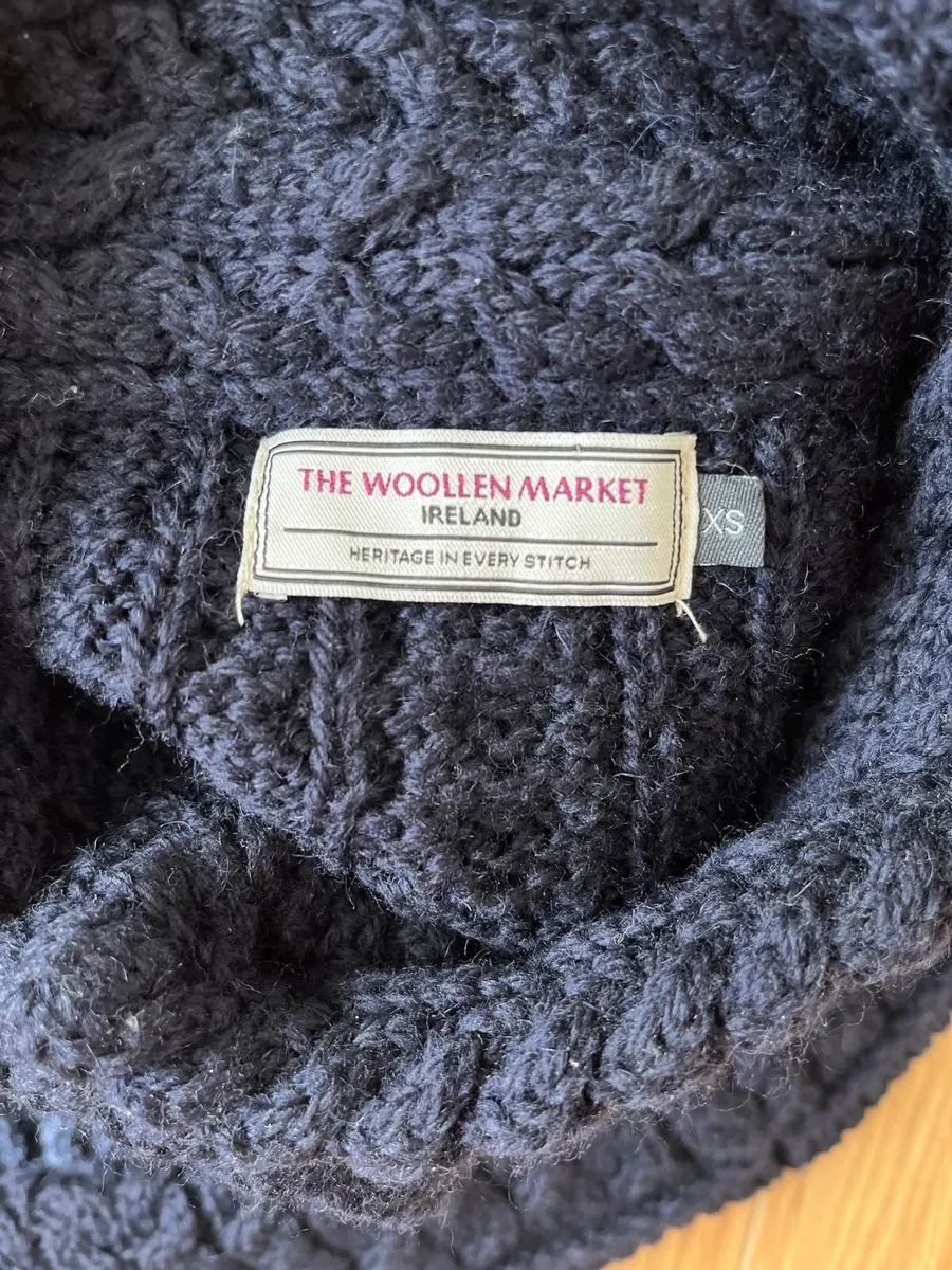 Knee-Length Wool Sweater - Image 3