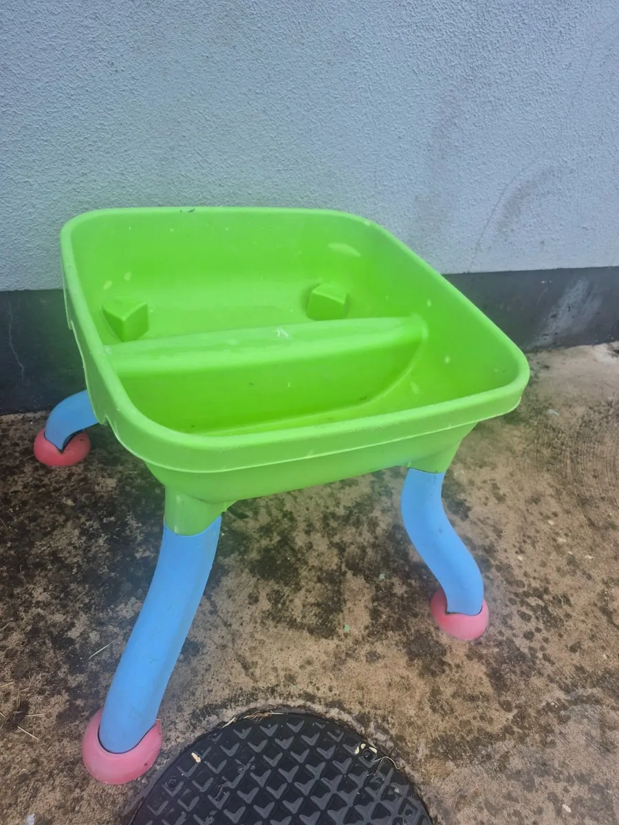 Water tray
