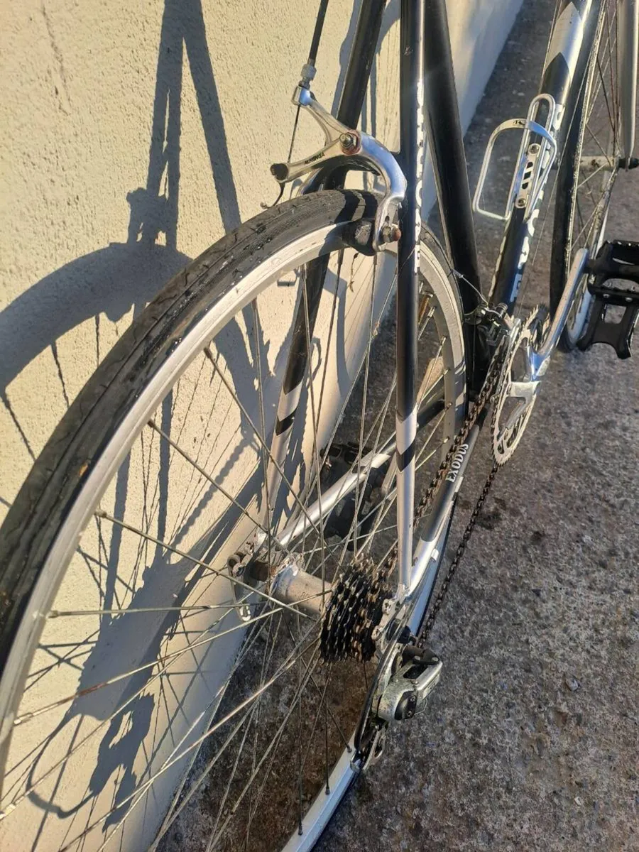road bike - Image 2