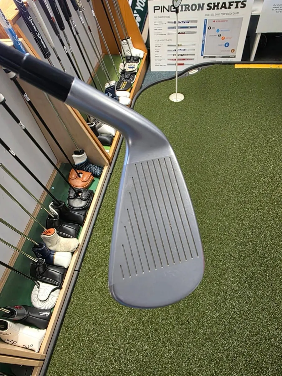 Taylormade P-790 Forged 2 Iron - Image 4