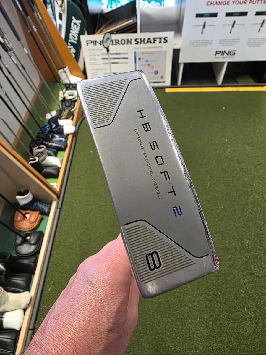 Cleveland HB Soft 2 8 Putter - Image 1