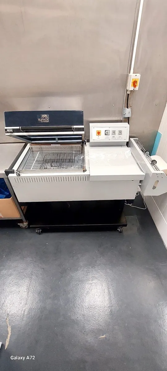 Shrinking Machine - Image 1