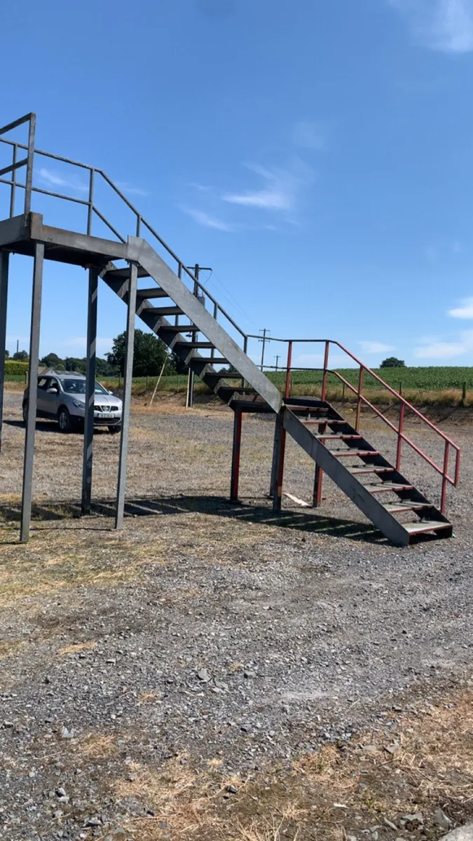 Galvanised stairs - Image 4