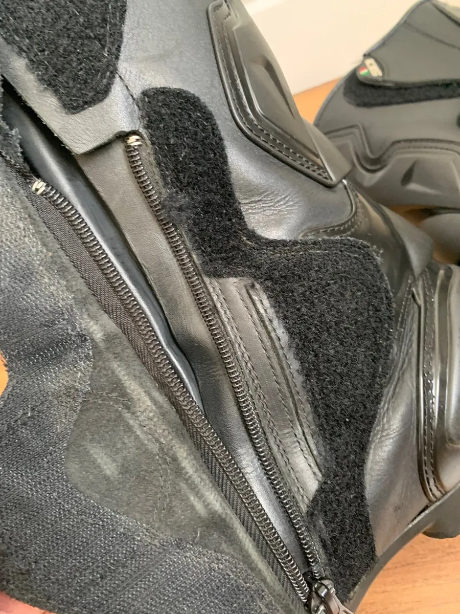 SIDI MOTORCYCLE BOOTS - Image 3