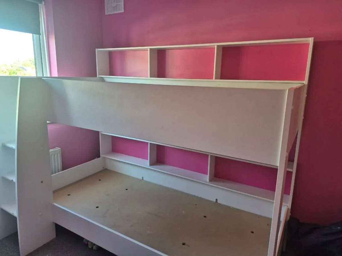 Bunk beds - Image 1