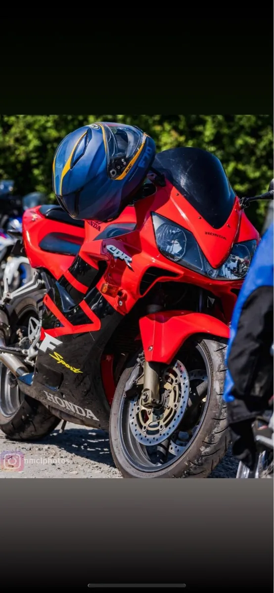 Honda cbr 600 f4 - Image 1