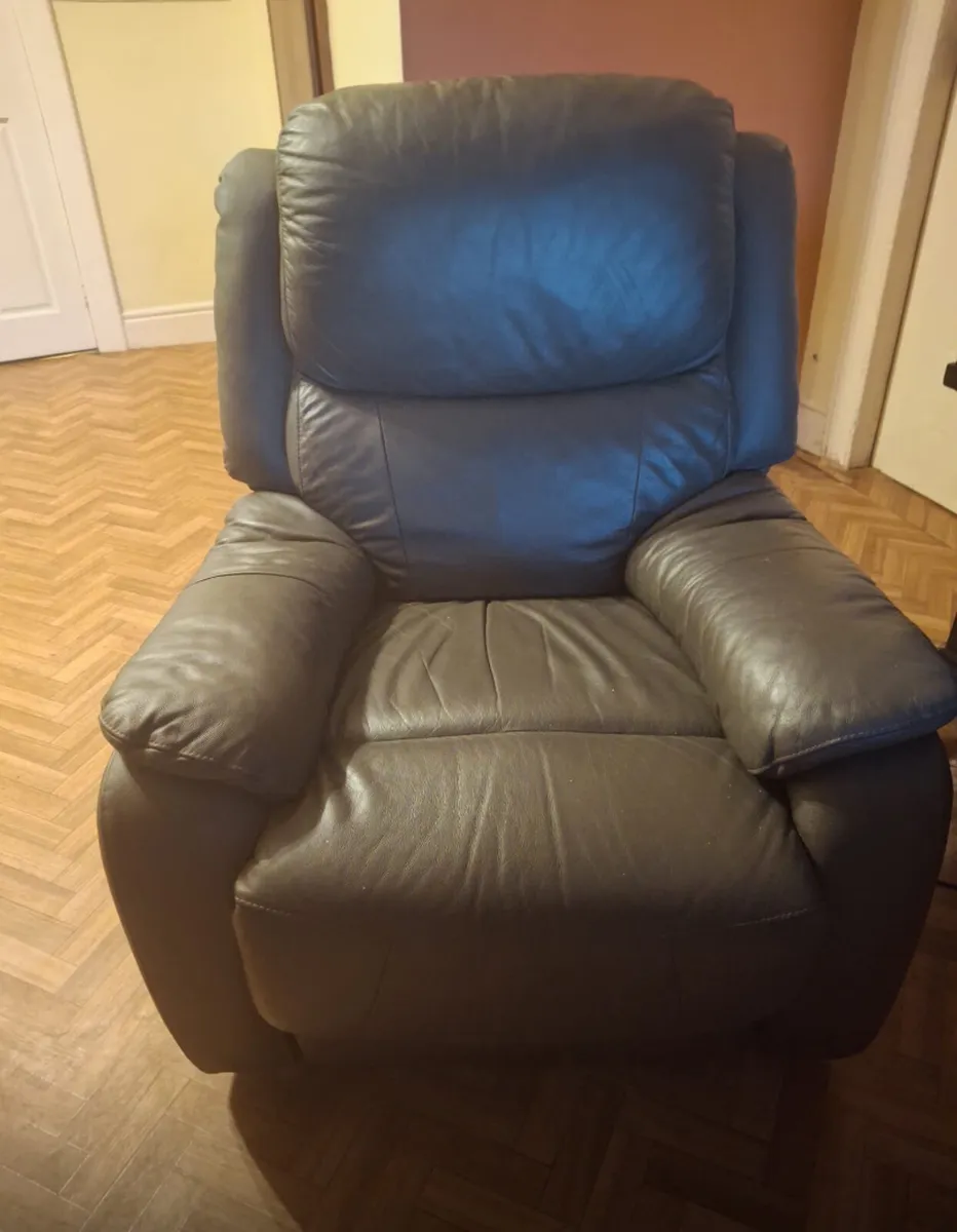 Electric chair. Perfect condition - Image 1