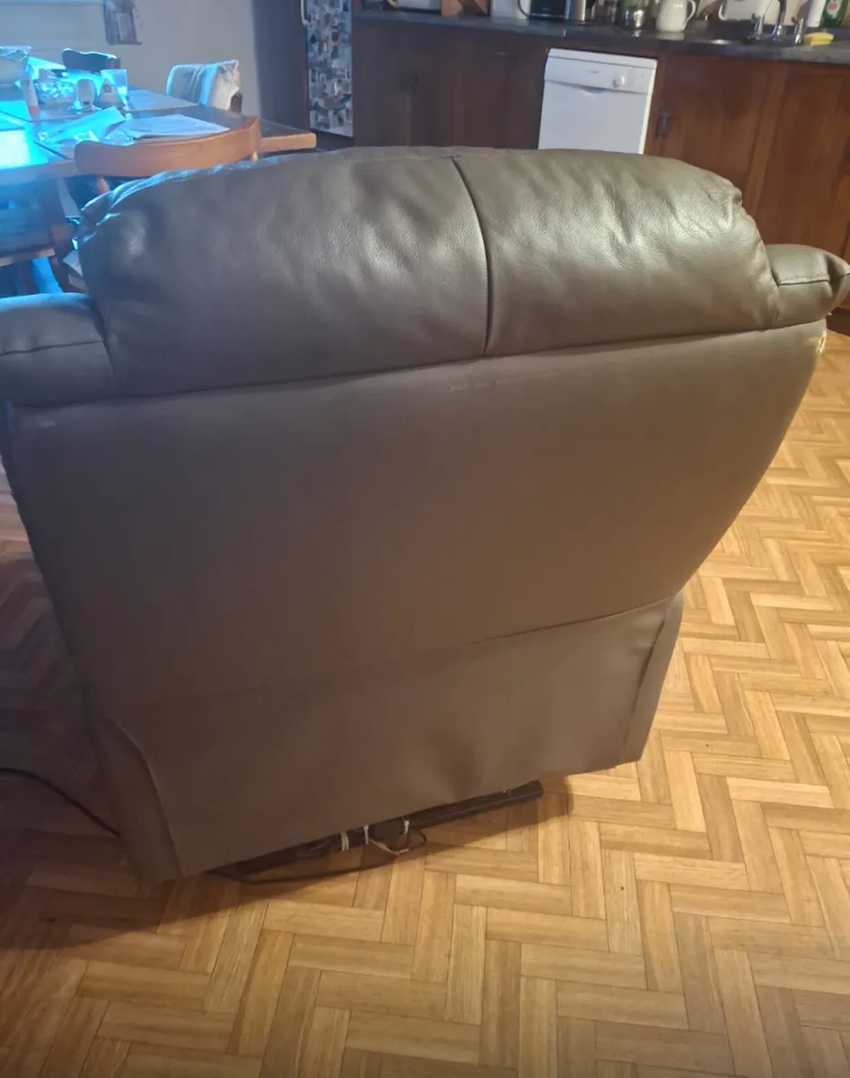 Electric chair. Perfect condition - Image 3