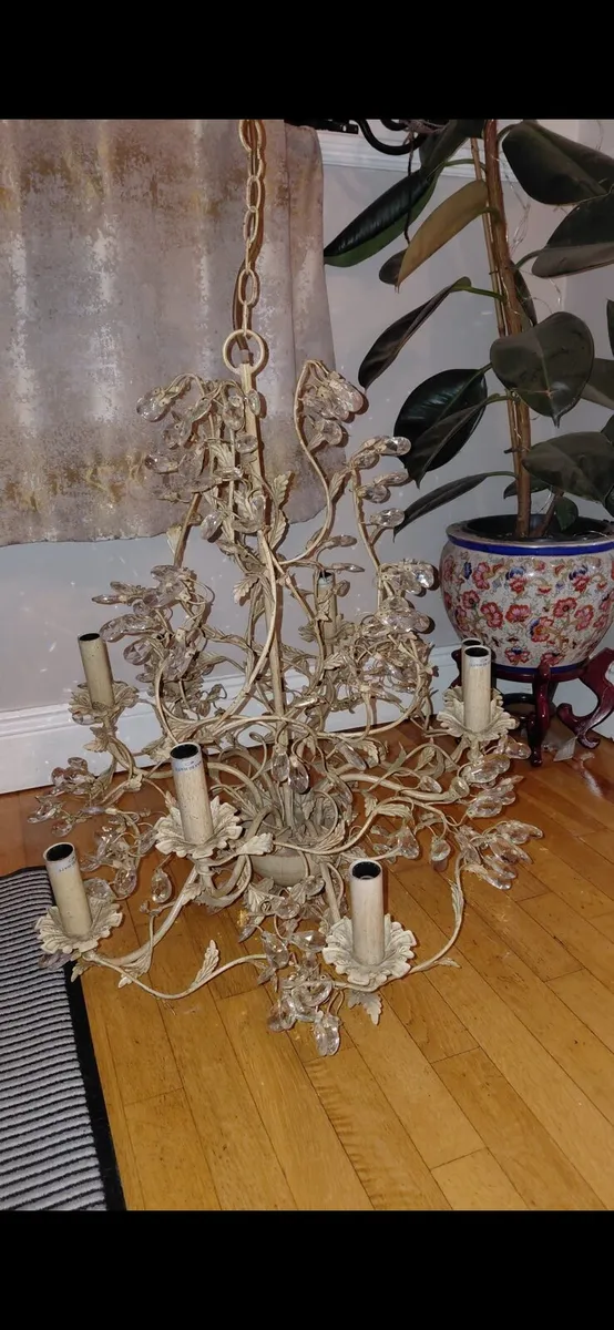 Chandelier Lights 1 or 2 Optional buy - Image 3