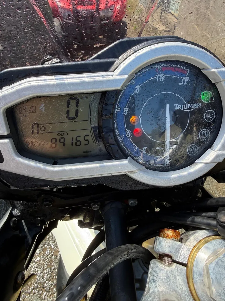 2013 Triumph tiger - Image 2