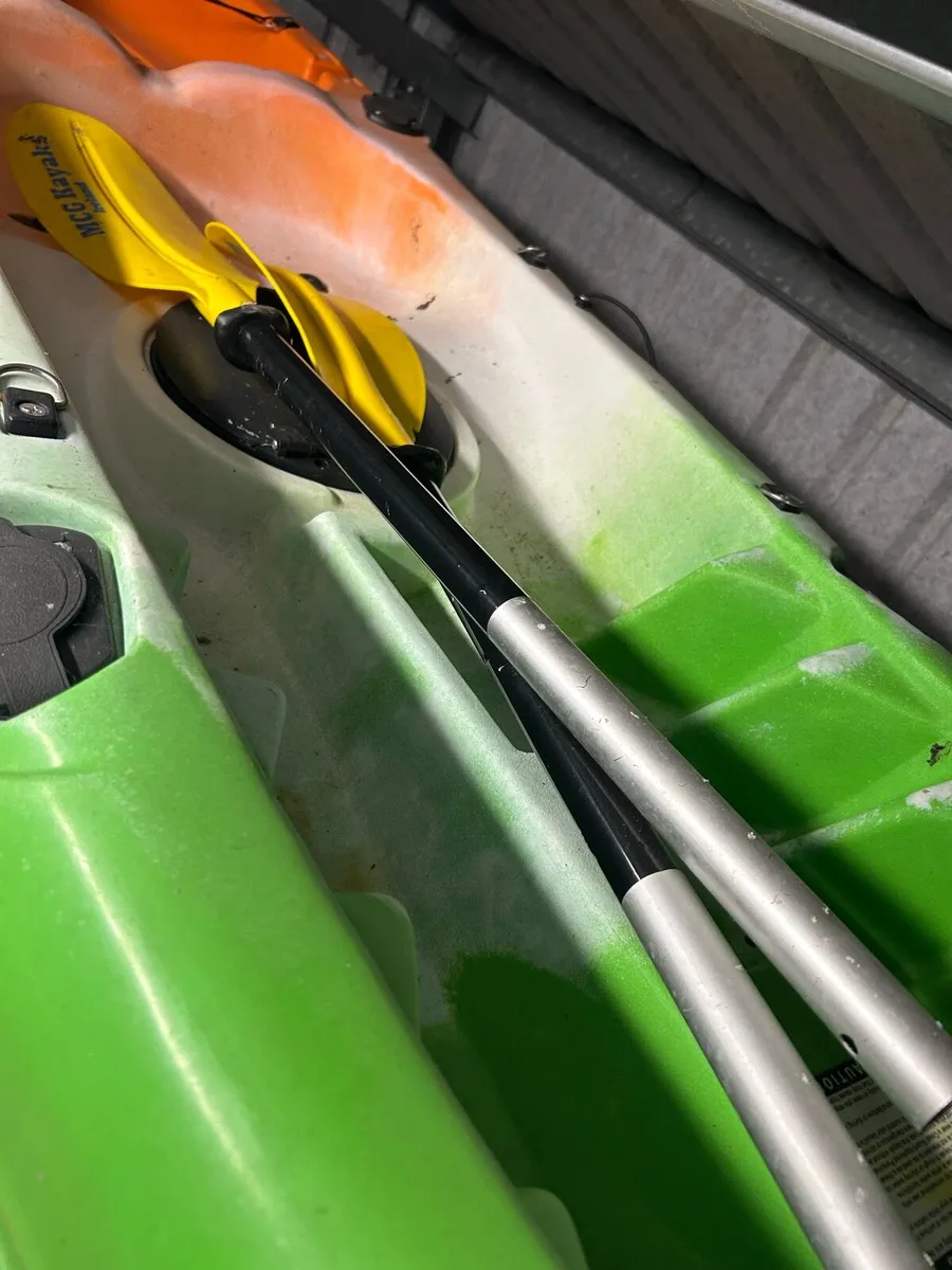 9 foot Kayak - Image 2
