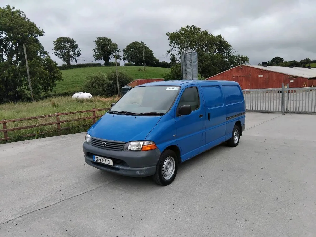 Cheap 2006 hiace cvrt 02/27 tax 09/26 - Image 1