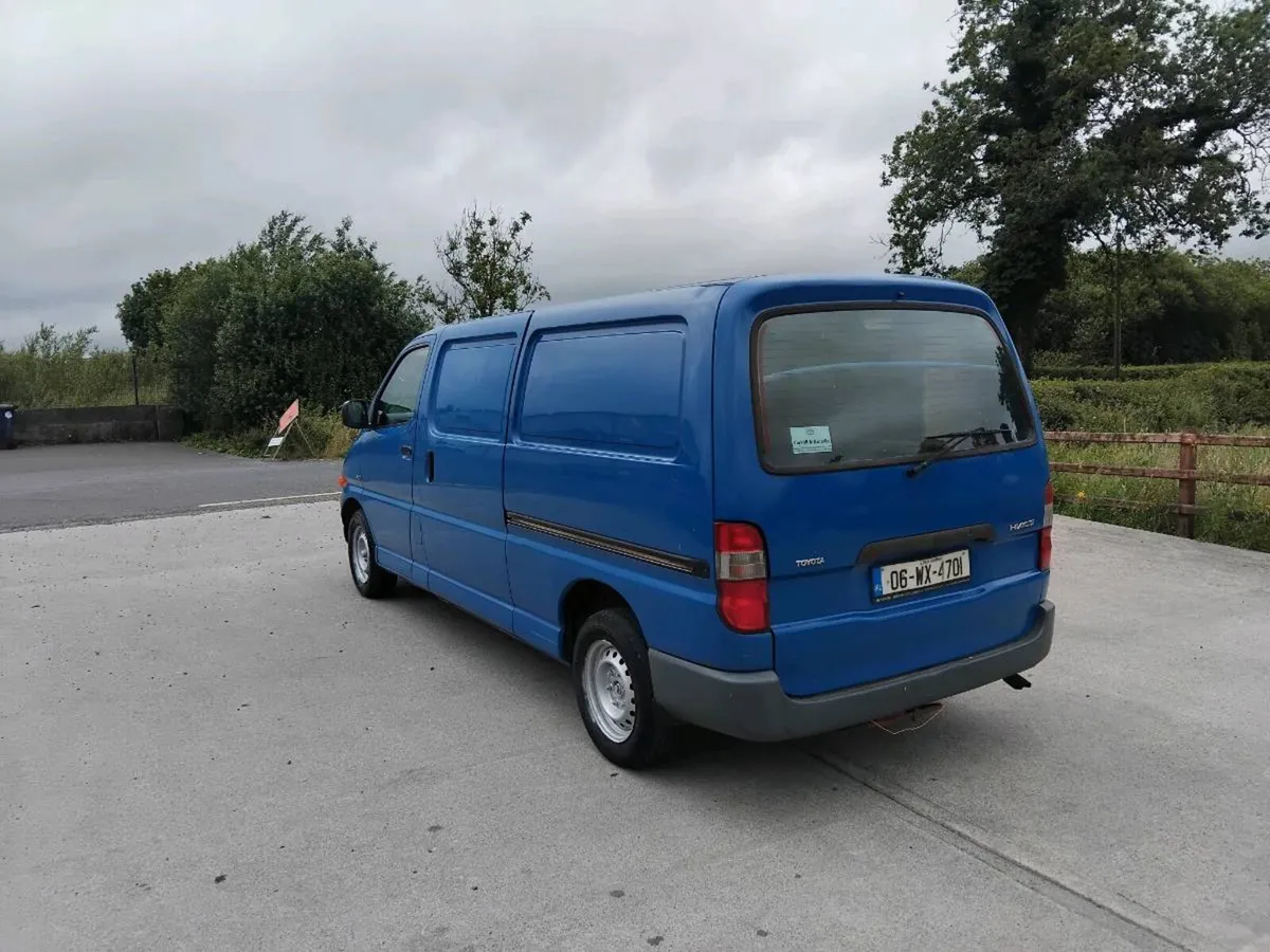 Cheap 2006 hiace cvrt 02/27 tax 09/26 - Image 4