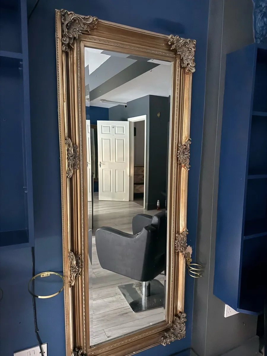 Gold mirror - Image 2