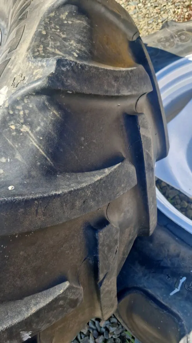 16.9 R 34 wheels - Image 2