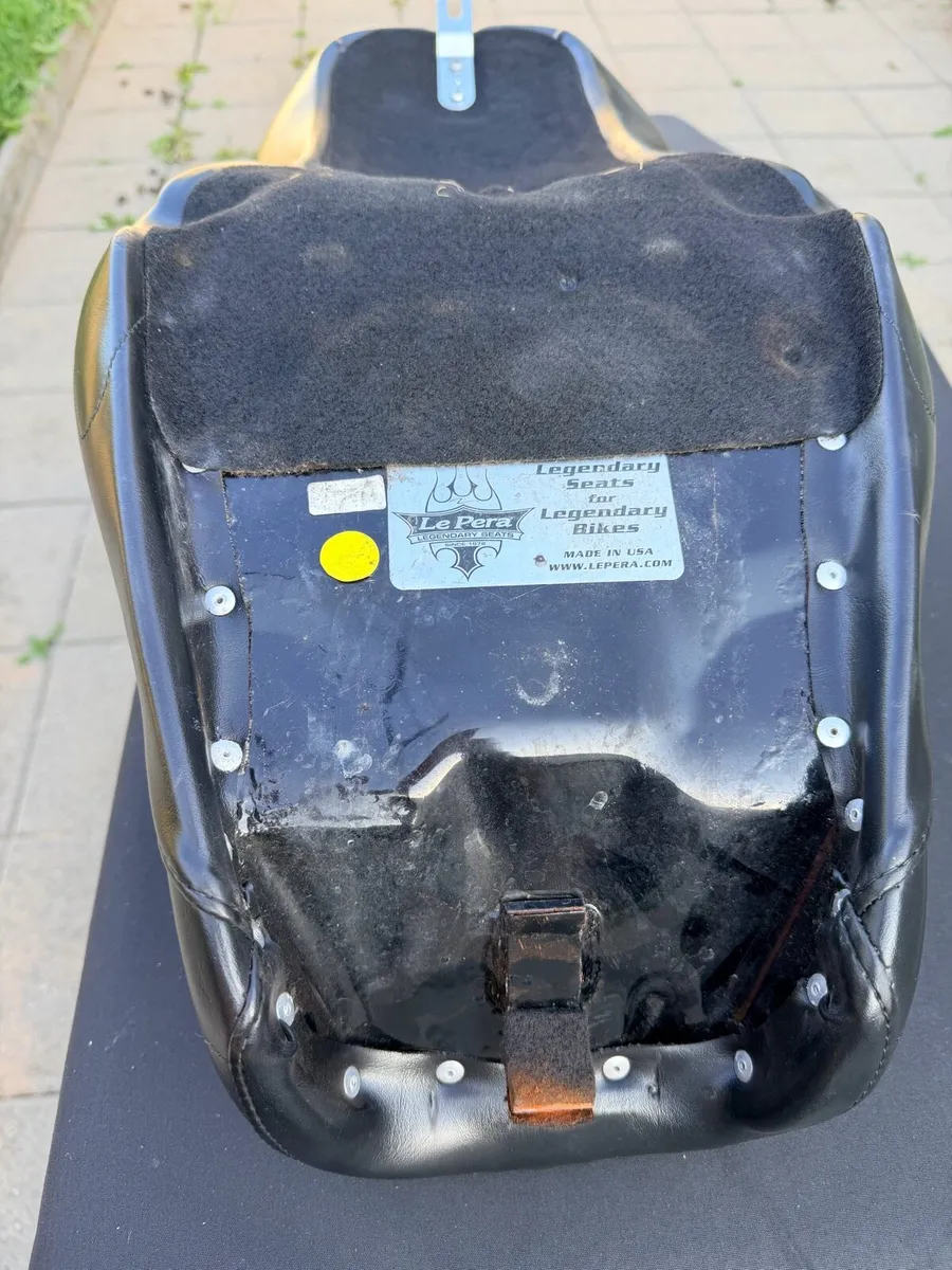 Le Pera Maverick Harley Davidson seat Dyna 06-17 - Image 4