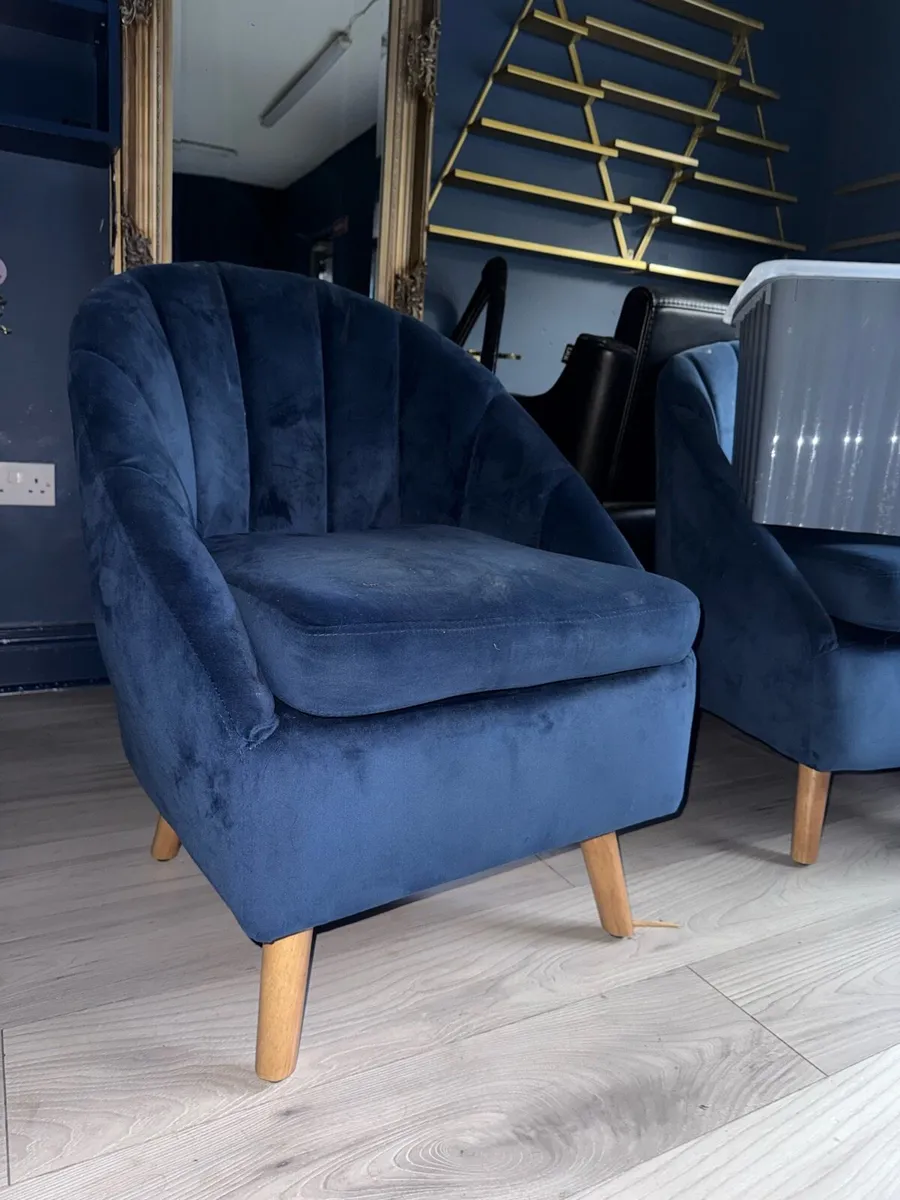 Navy chair - Image 1