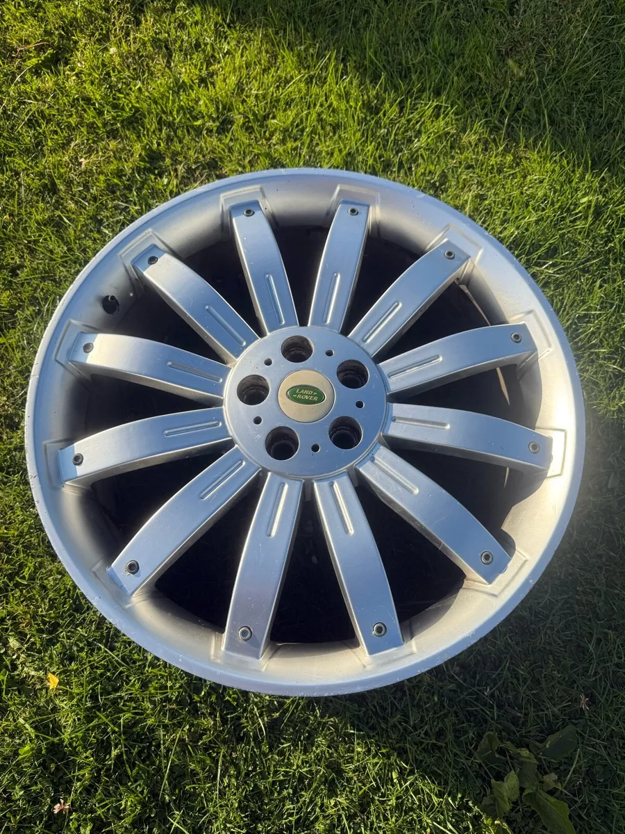 Car alloys - Image 1